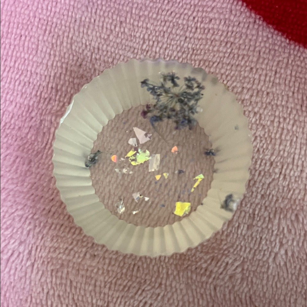 Colorful Resin Paperweights Set - Picture 5 of 9